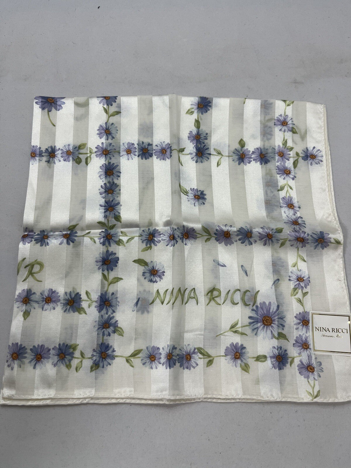 NINA RICCI Small Silk/Cotton handkerchief - Floral  - 52 x 52 cm