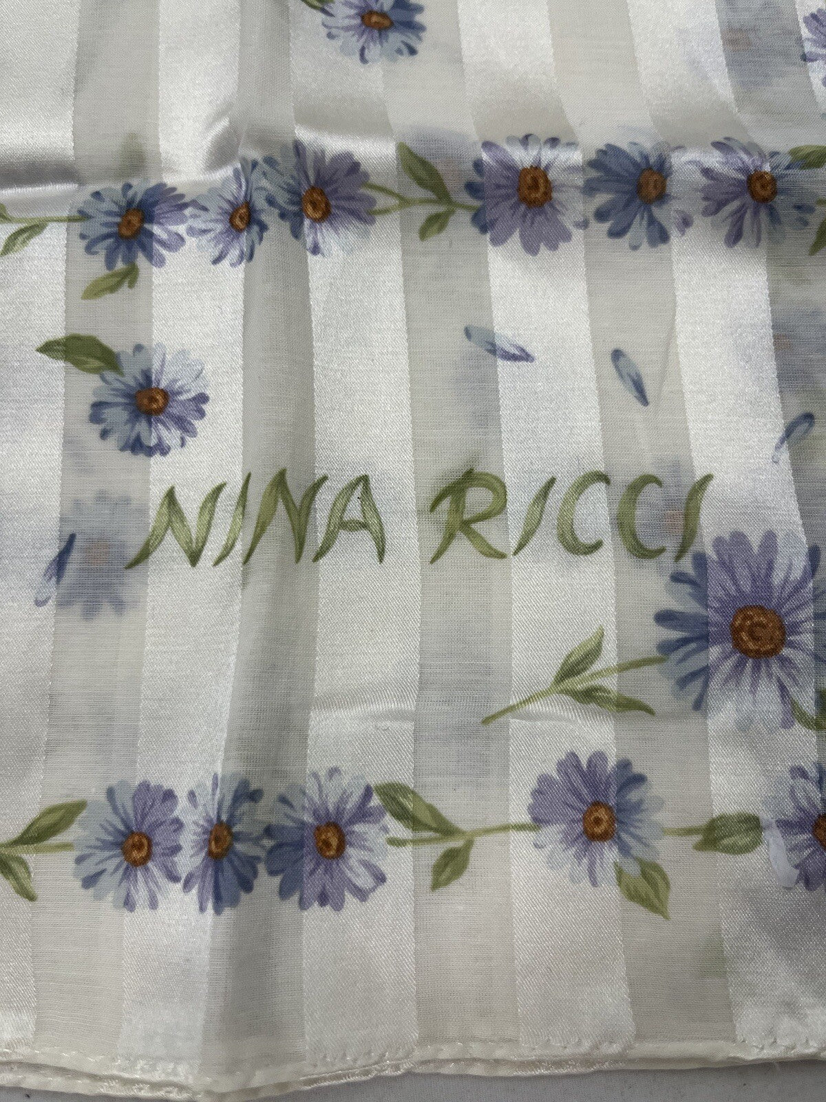 NINA RICCI Small Silk/Cotton handkerchief - Floral  - 52 x 52 cm