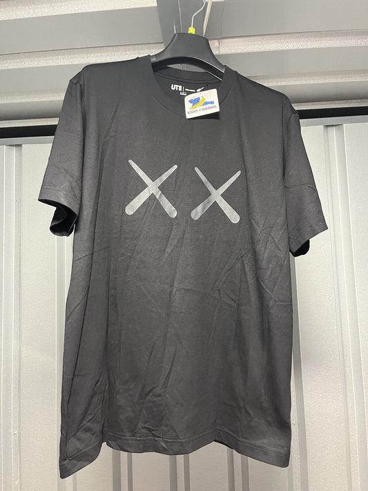 NWT UNIQLO UT KAWS + Andy Warhol Black Short Sleeve T-Shirt TEE