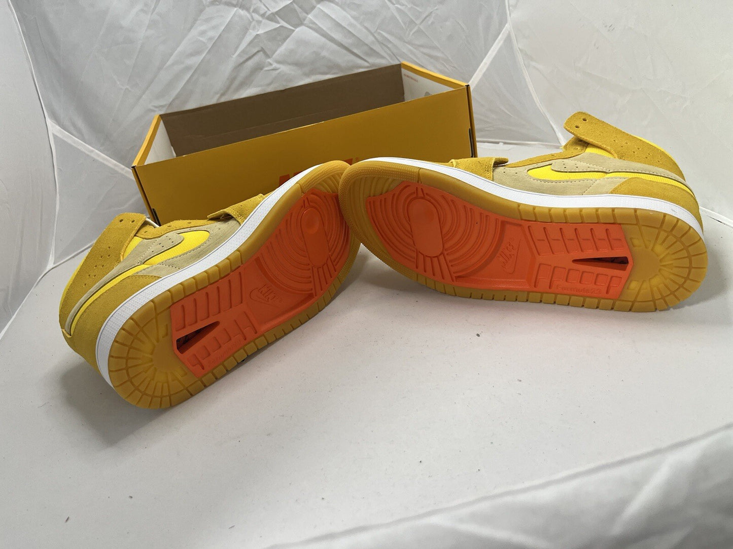 NIKE AIR JORDAN 1 ZOOM AIR COMFORT 2 TRAINERS YELLOW OCHRE UK 9 BRAND NEW