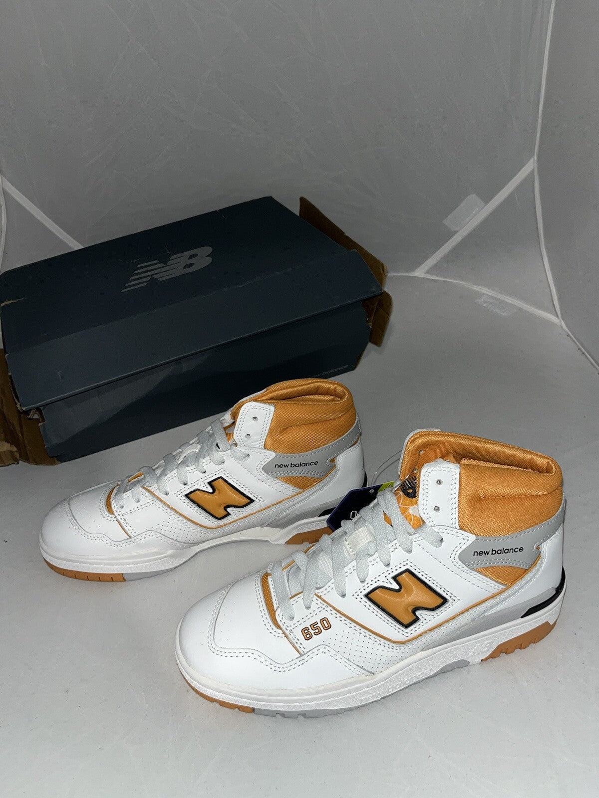 New Balance 650 Hi Trainers - UK Size 6.5 - Orange White Brand new box damage