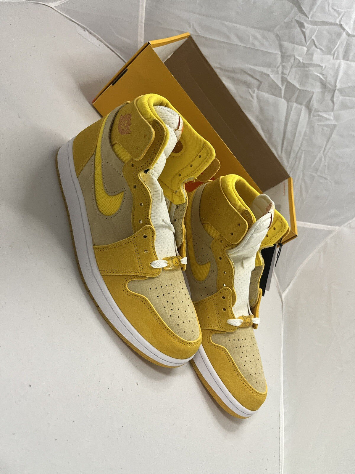 NIKE AIR JORDAN 1 ZOOM AIR COMFORT 2 TRAINERS YELLOW OCHRE UK 9 BRAND NEW