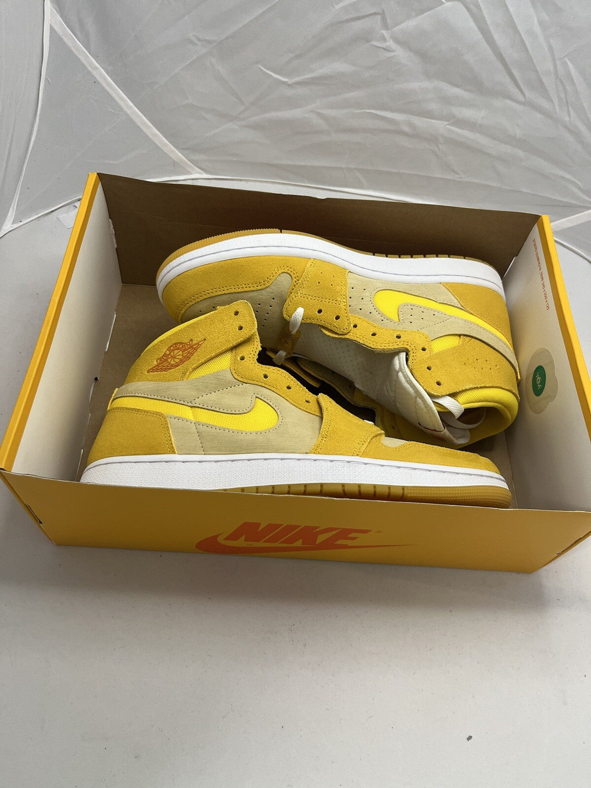 NIKE AIR JORDAN 1 ZOOM AIR COMFORT 2 TRAINERS YELLOW OCHRE UK 9 BRAND NEW
