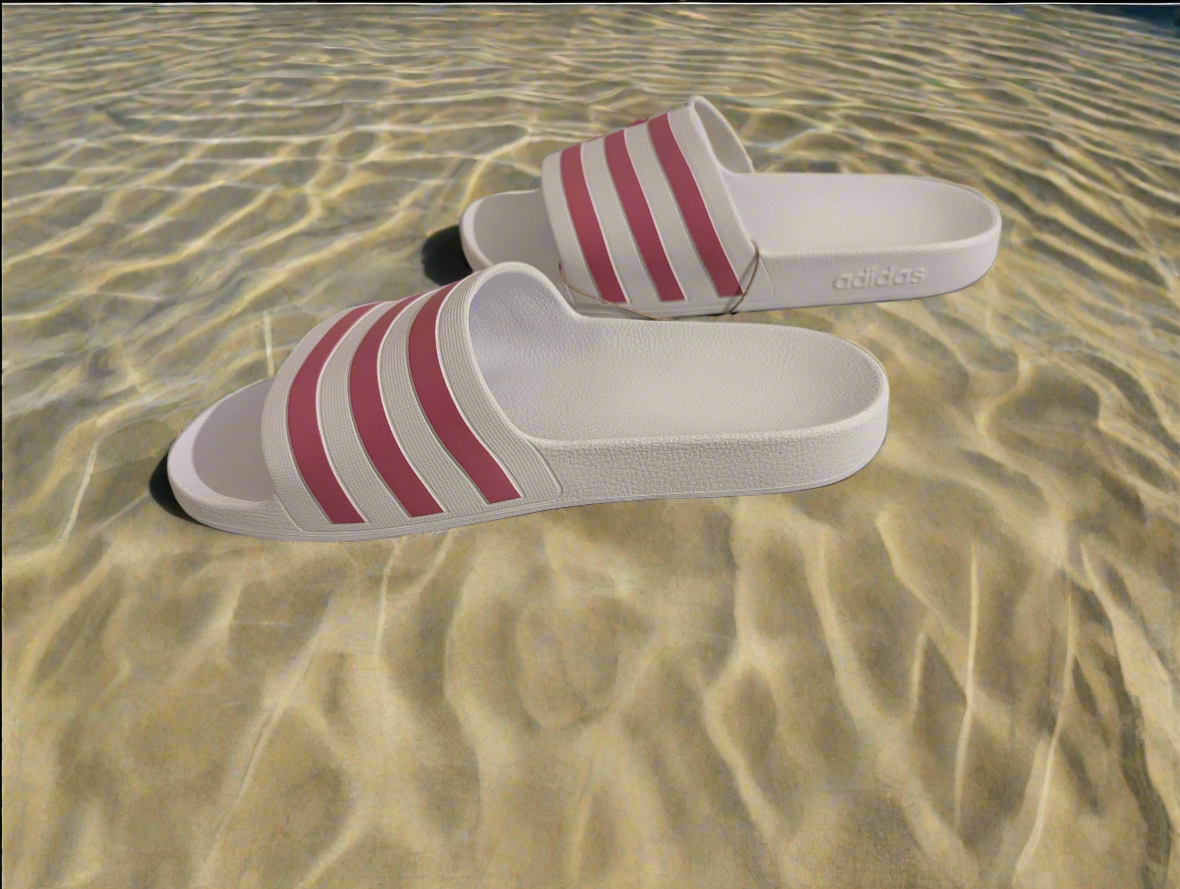Adilette Aqua Slides