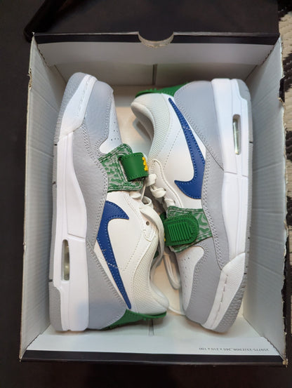 Nike Air Jordan Legacy 312 Low white/black - UK 4 Gs