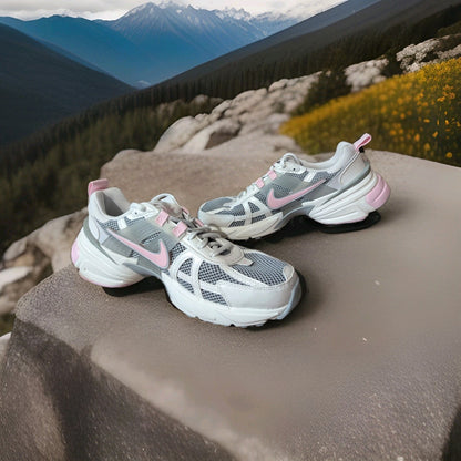 Nike V2K Run Trainers