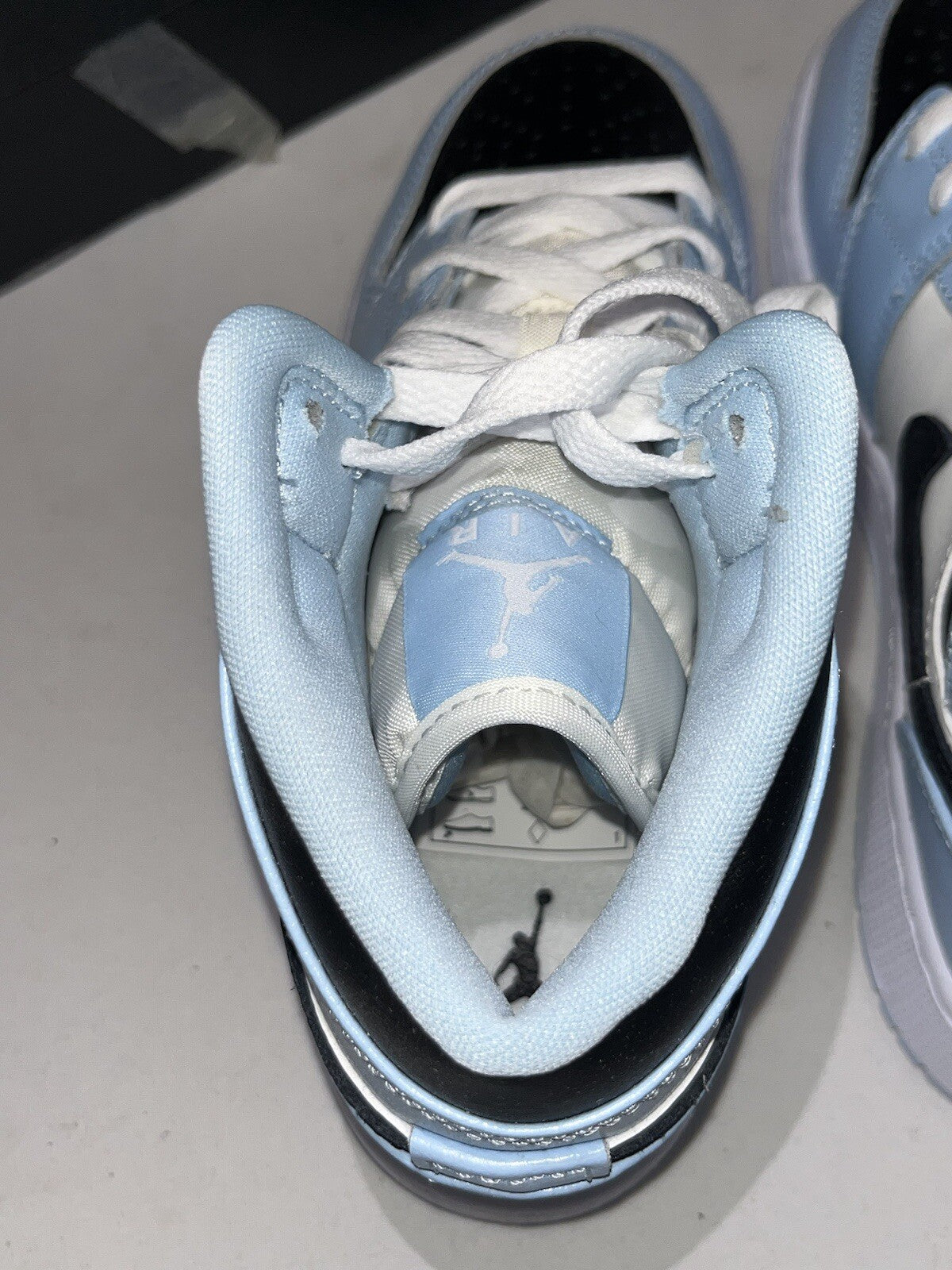 Nike Air Jordan 1 Mid Ice Blue GS Size UK 4.5 - 