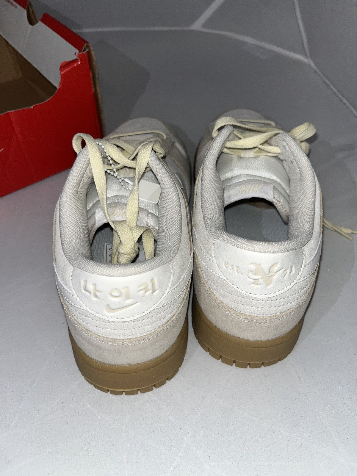 New Nike Dunk Low SE Light Orewood Gum Mens Size 9.5 