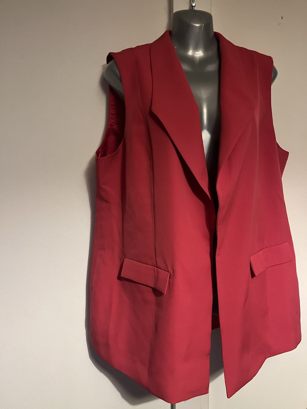 Dannii Minogue Petites Sleeveless Blazer Red Size 10 Petite 