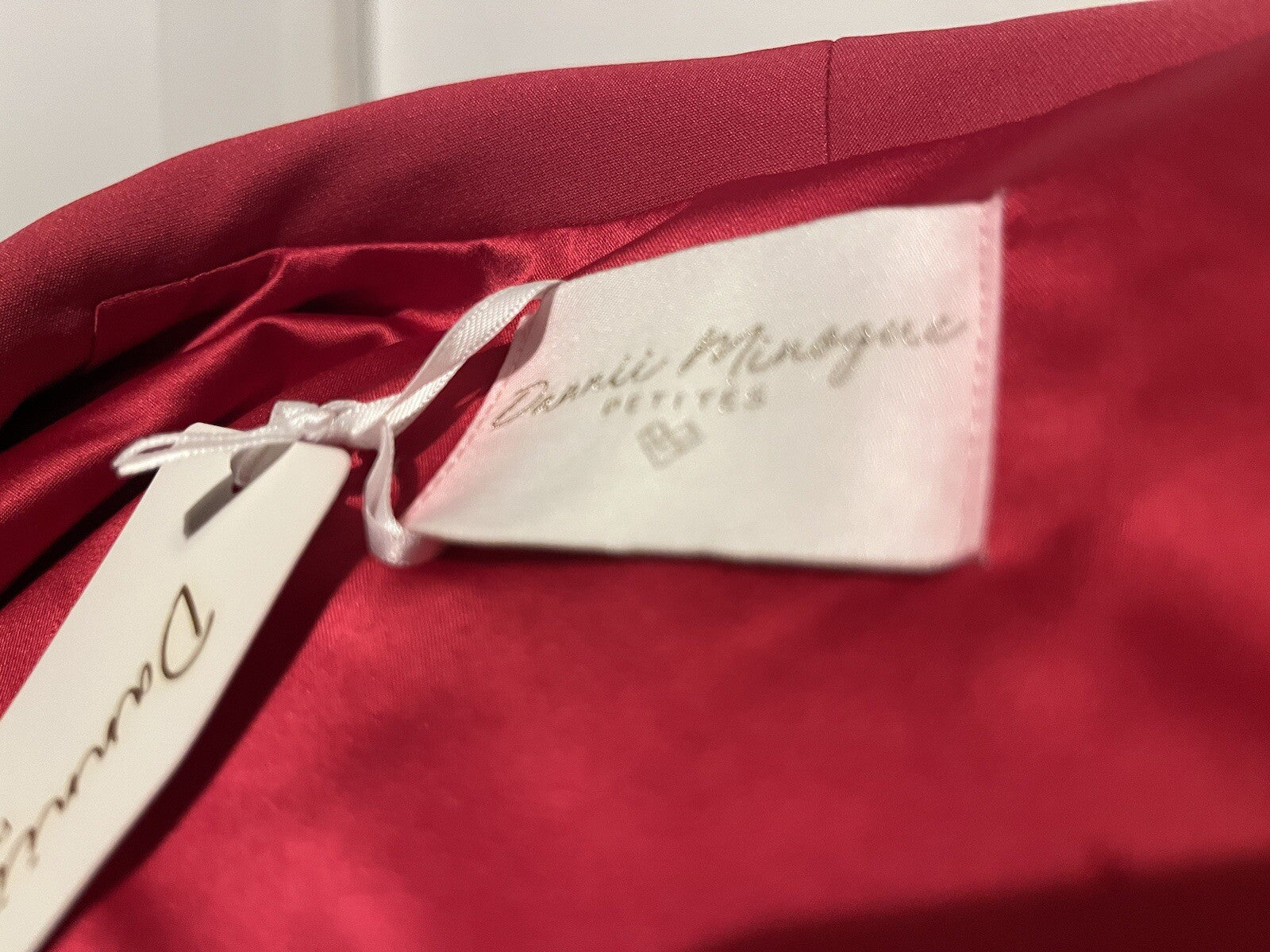 Dannii Minogue Petites Sleeveless Blazer Red Size 10 Petite 