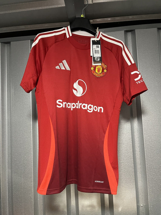 Size S - Manchester United 2024-2025 Mens shirt