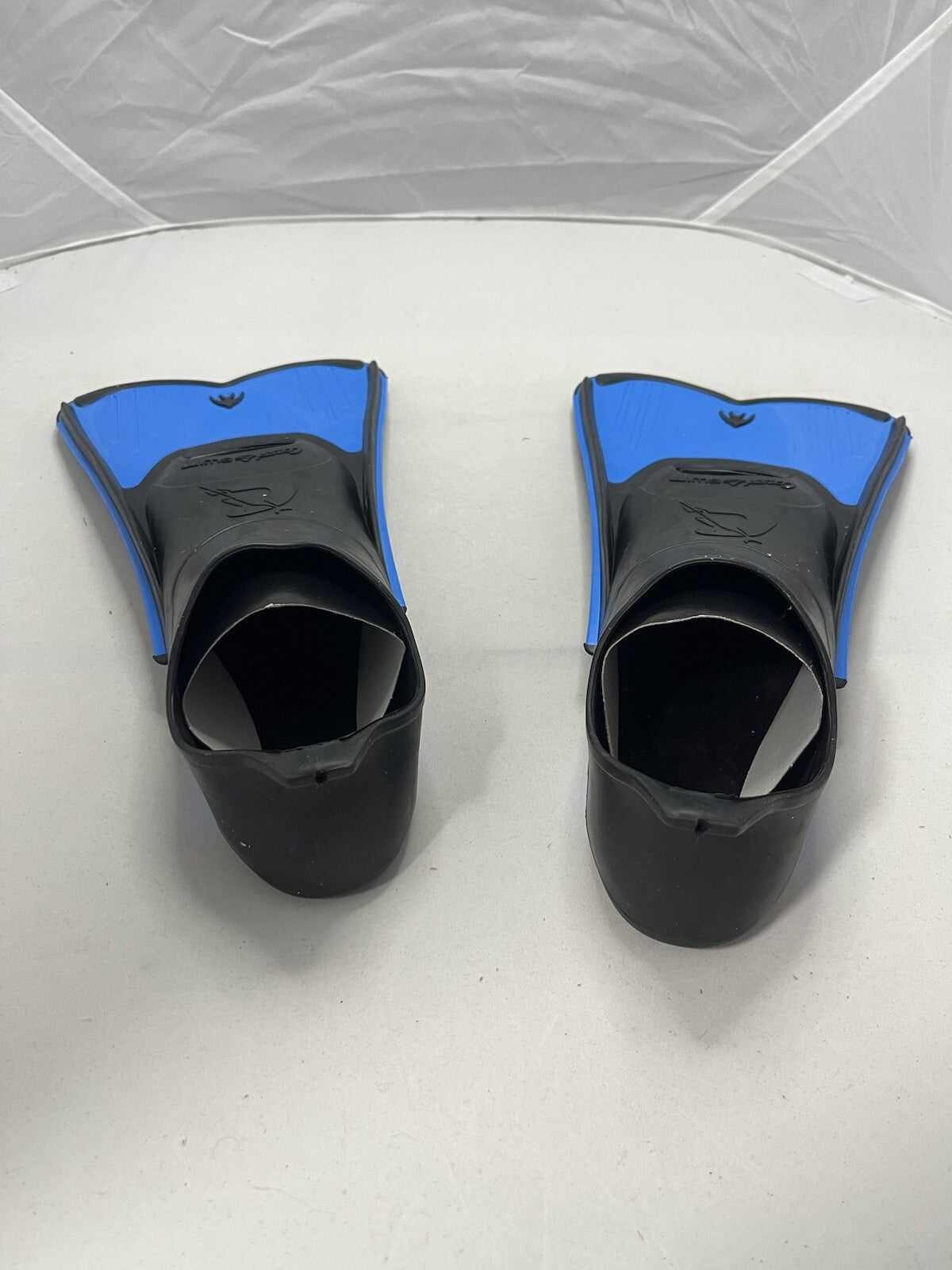 Cressi Sub Rondine Light Fins Flippers BLUE Size 4.5 UK 37/38 (EU) Swimming