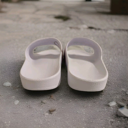 Adilette Aqua Slides Women's UK 7/Us 8/Eu 40.5