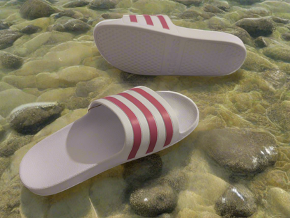 Adilette Aqua Slides