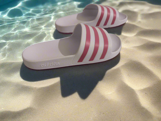 Adilette Aqua Slides