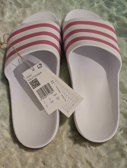 Adilette Aqua Slides